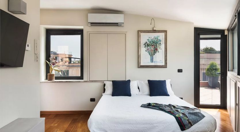 Photo of Key to the Eternal City