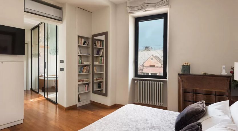 Photo of Key to the Eternal City