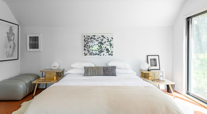 Photo of Straight Down the Middle