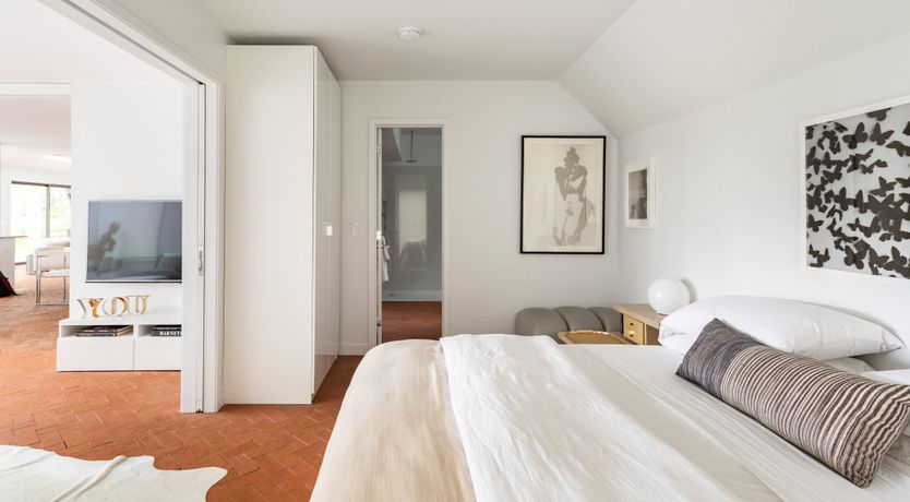 Photo of Straight Down the Middle