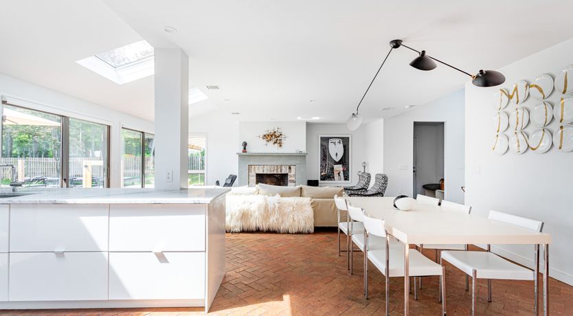 Photo of Straight Down the Middle