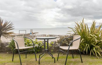 Sandcastles & Salty Air Holiday Cottage