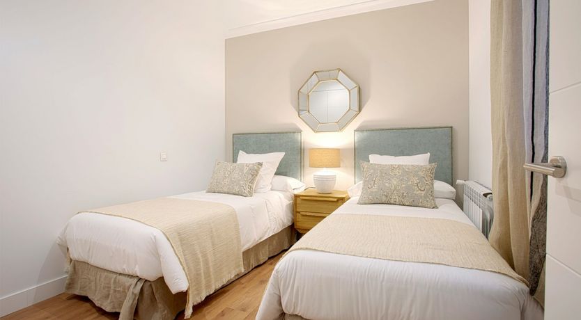 Photo of A Toast to Ava