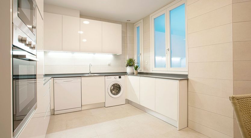 Photo of A Toast to Ava