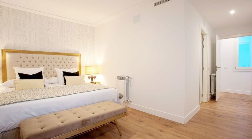 Photo of A Toast to Ava