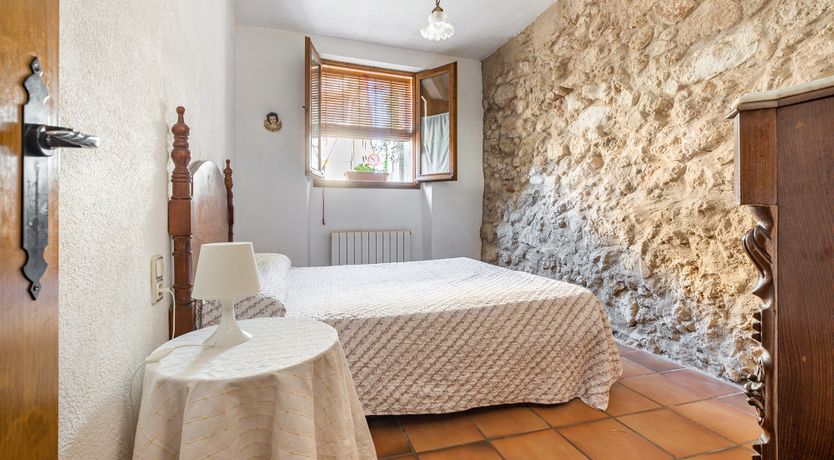 Photo of Stone & Barrel