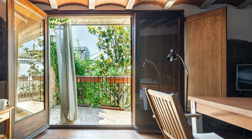 Photo of Stone & Barrel