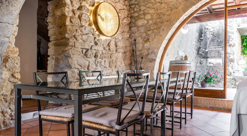 Photo of Stone & Barrel