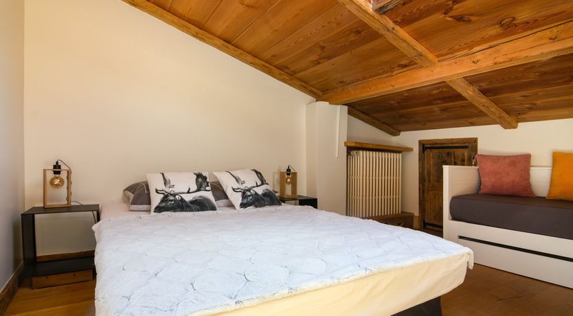 Photo of Timber & Frost