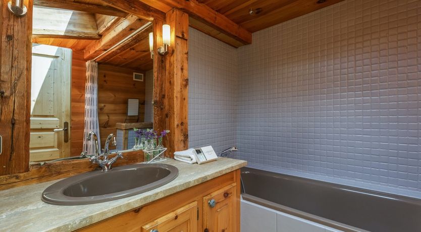 Photo of Timber & Frost