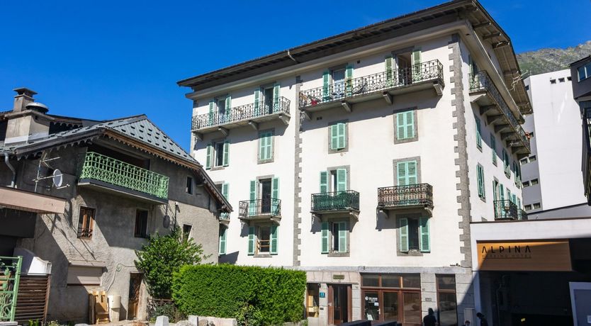 Photo of Timber & Frost