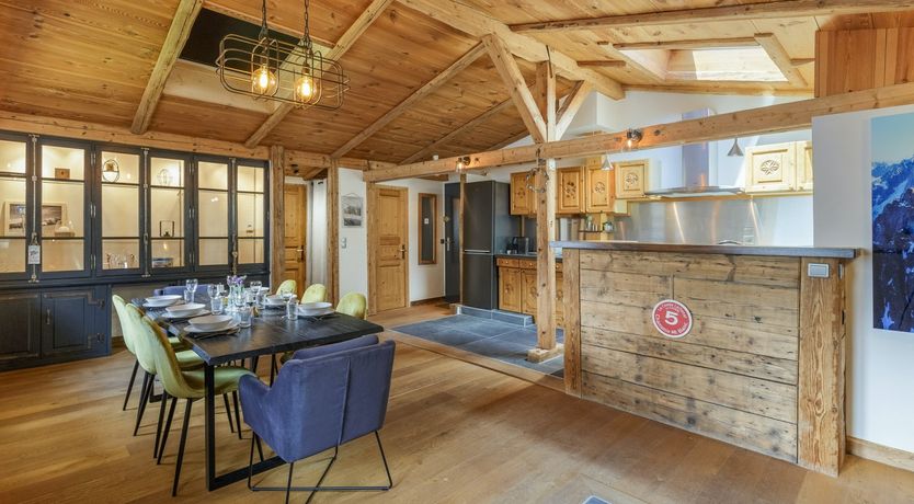 Photo of Timber & Frost