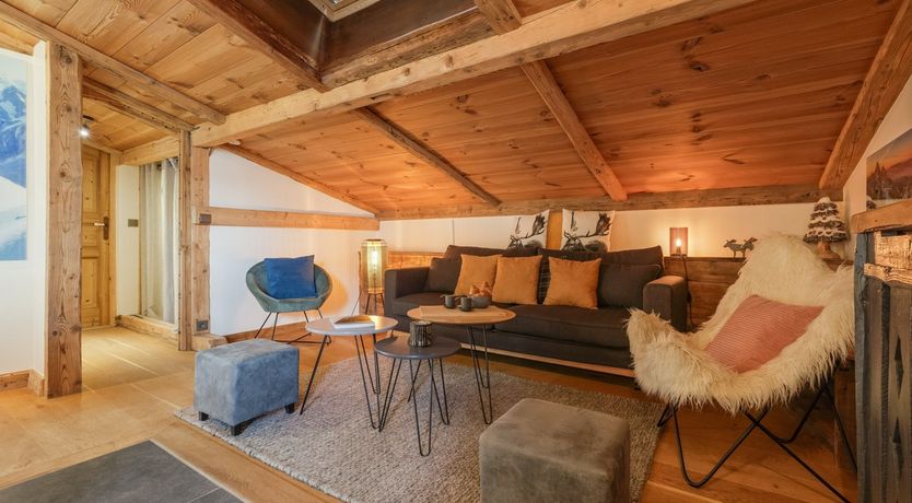 Photo of Timber & Frost