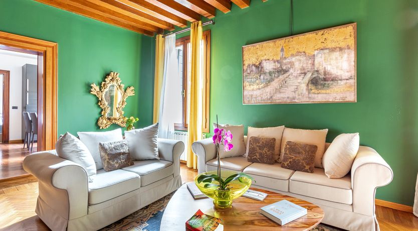 Photo of Emerald Masquerade