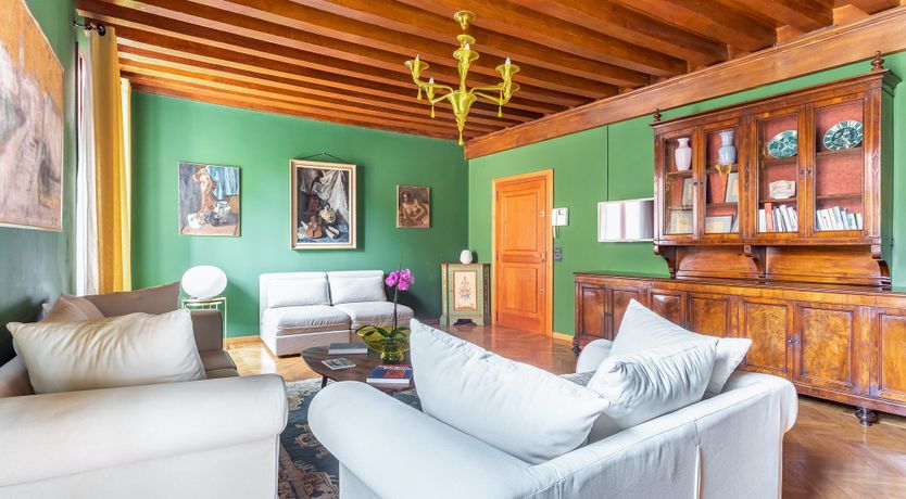 Photo of Emerald Masquerade