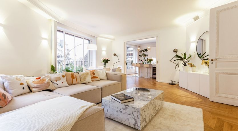 Photo of Walk Like A Parisian