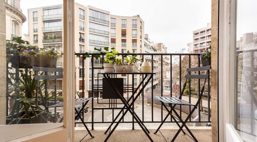 Photo of Walk Like A Parisian