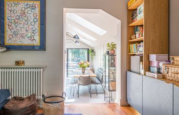 Beaumont Botanical Holiday Cottage