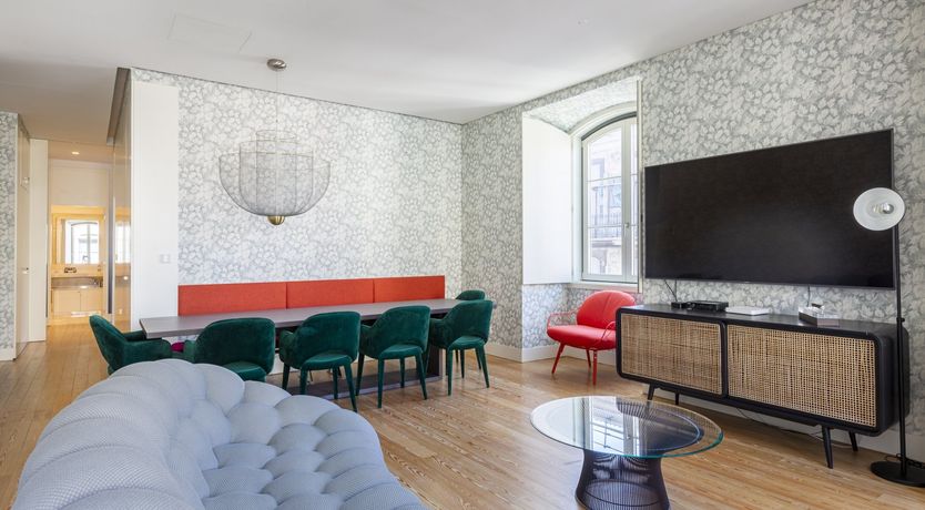 Photo of Pink Echoes