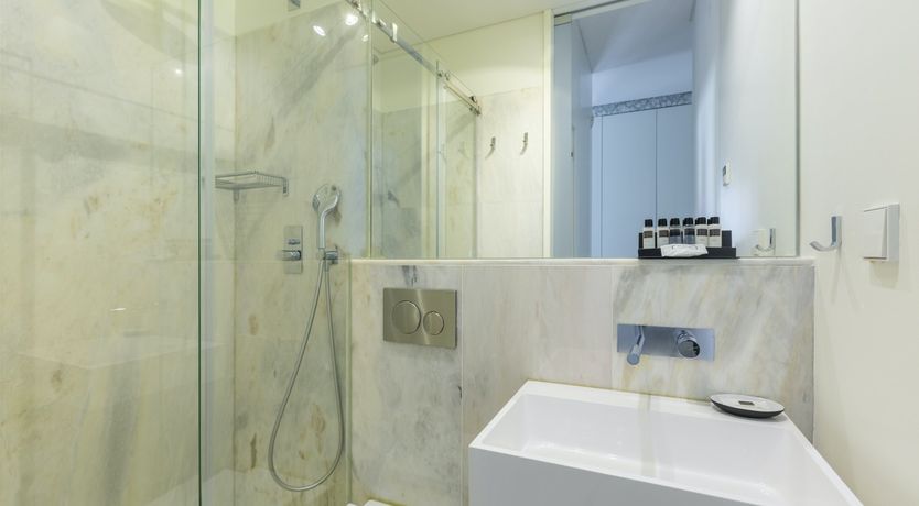 Photo of Pink Echoes