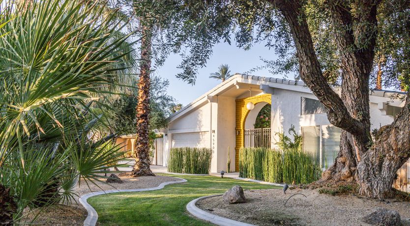 Photo of The Yellow Brick Archway