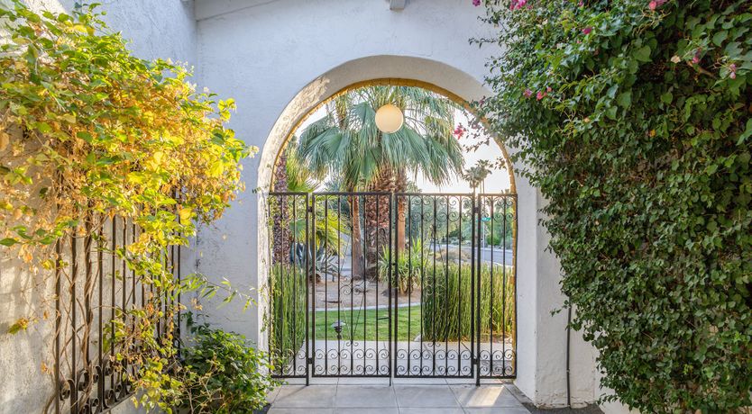 Photo of The Yellow Brick Archway