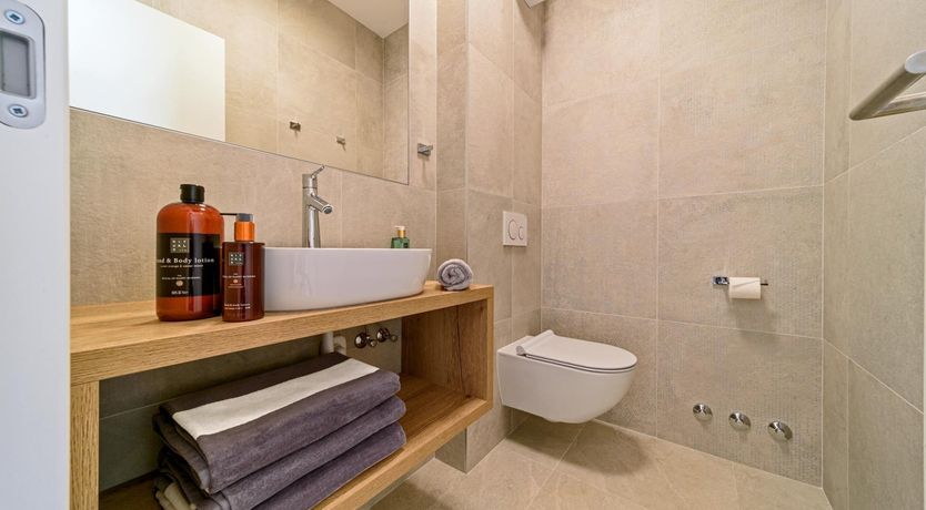 Photo of Pebble Harbour