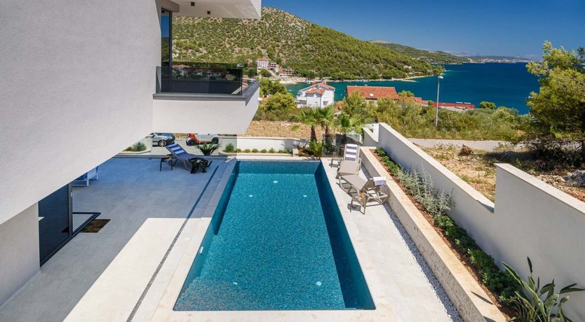 Photo of Pebble Harbour