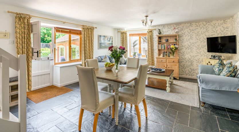 Photo of Aylesbury Cottage