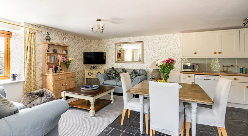 Photo of Aylesbury Cottage