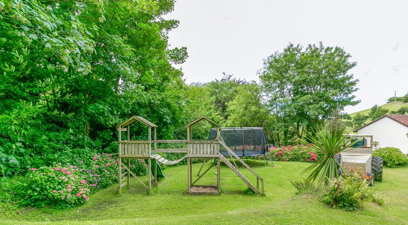 Photo of Aylesbury Cottage