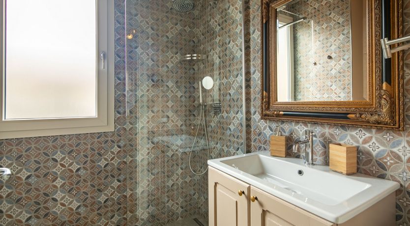 Photo of Golden Halo