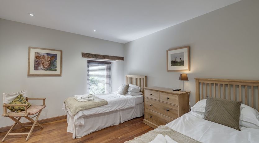 Photo of Grapes & Beams