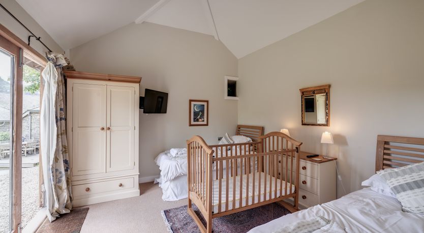 Photo of Grapes & Beams