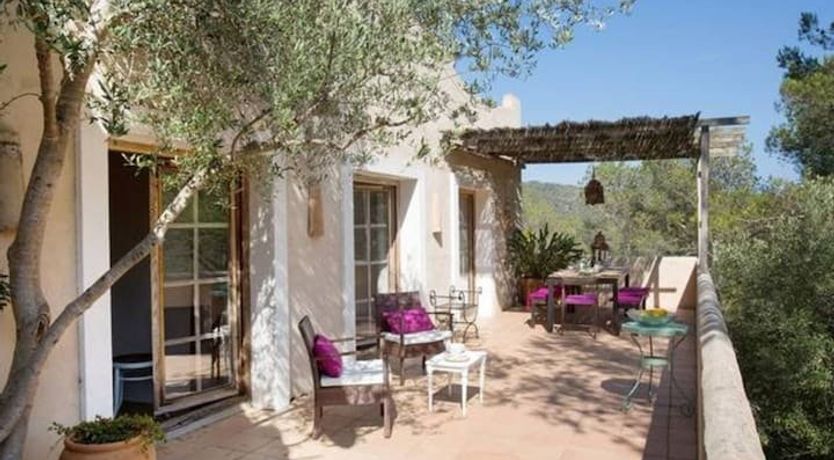 Photo of Catalan Cosmopolitan