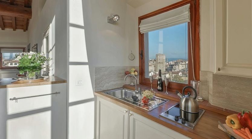 Photo of Maggio Romance