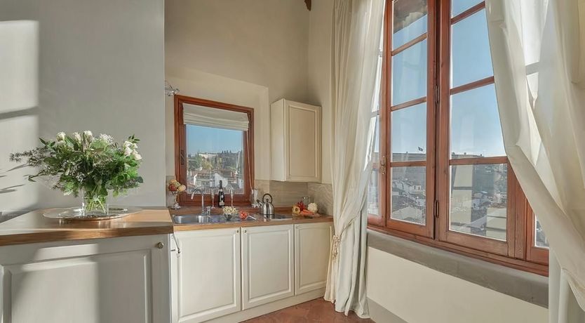 Photo of Maggio Romance