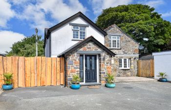 Egryn Bach  Holiday Cottage