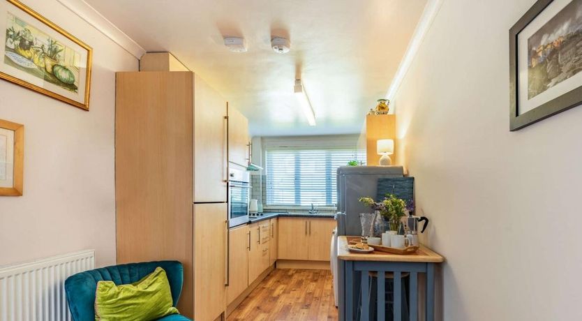 Photo of 3 Bed in Tenby