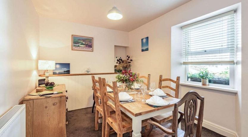 Photo of 3 Bed in Tenby