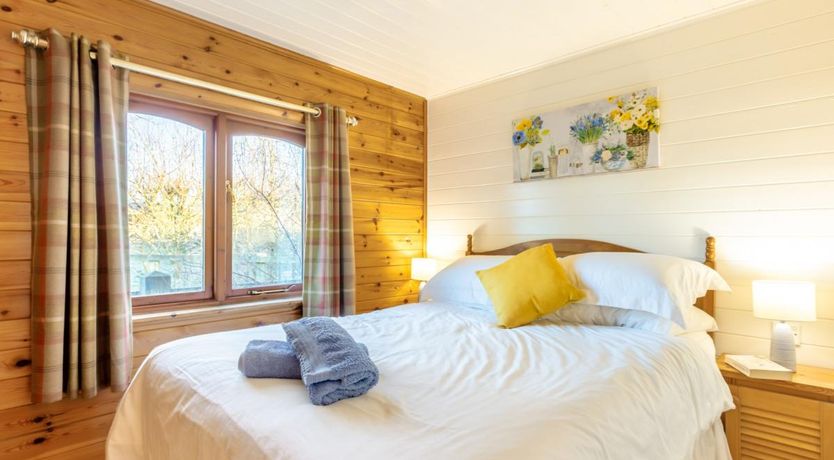 Photo of 2 Bed in Sheldon