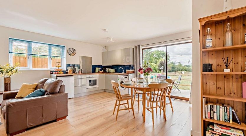 Photo of 2 Bed in Minety