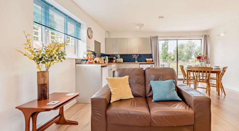 Photo of 2 Bed in Minety