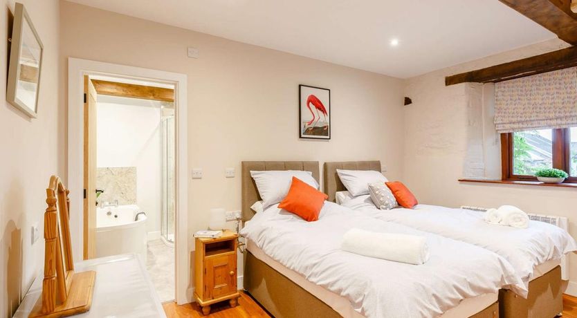 Photo of 2 Bed in Chittlehampton