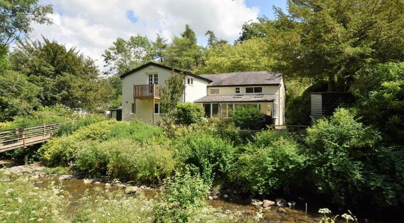 Photo of House in North Wales