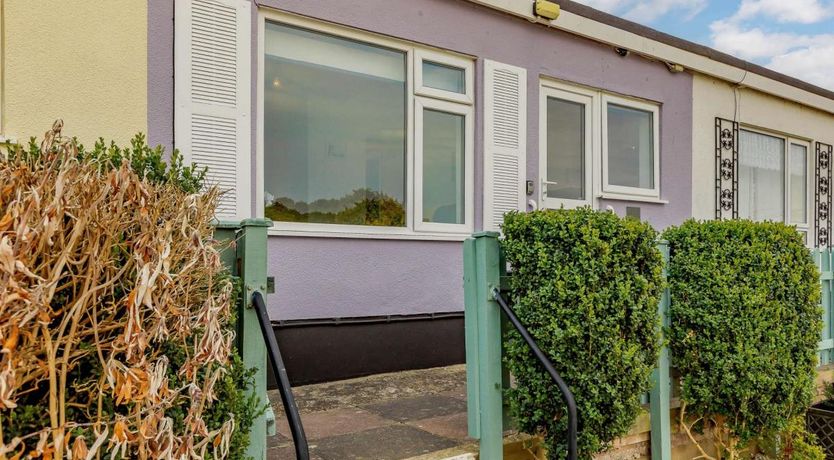 Photo of 2 Bed in Brixham