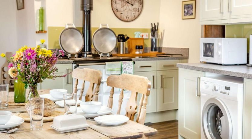 Photo of 2 Bed in Throwleigh