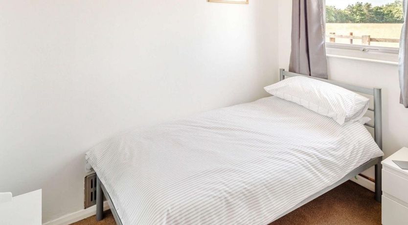 Photo of 3 Bed in Shabbington