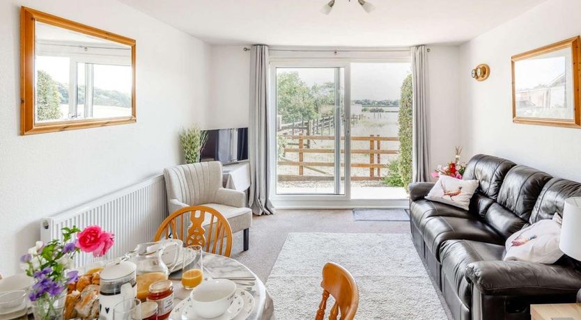 Photo of 3 Bed in Shabbington