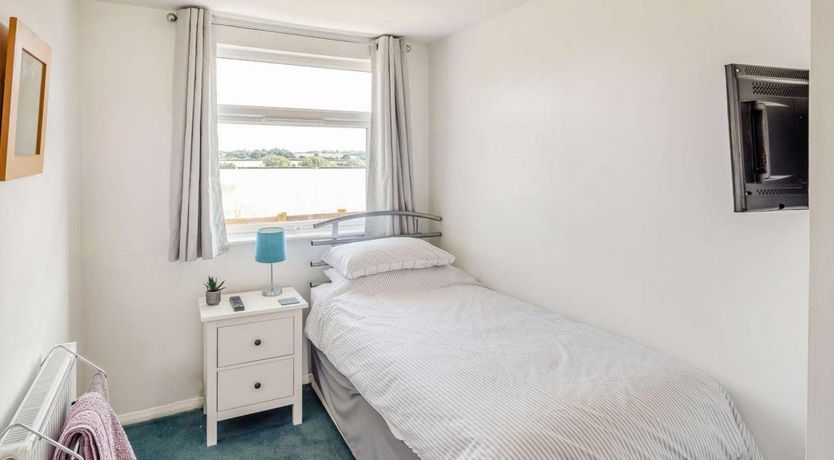 Photo of 3 Bed in Shabbington